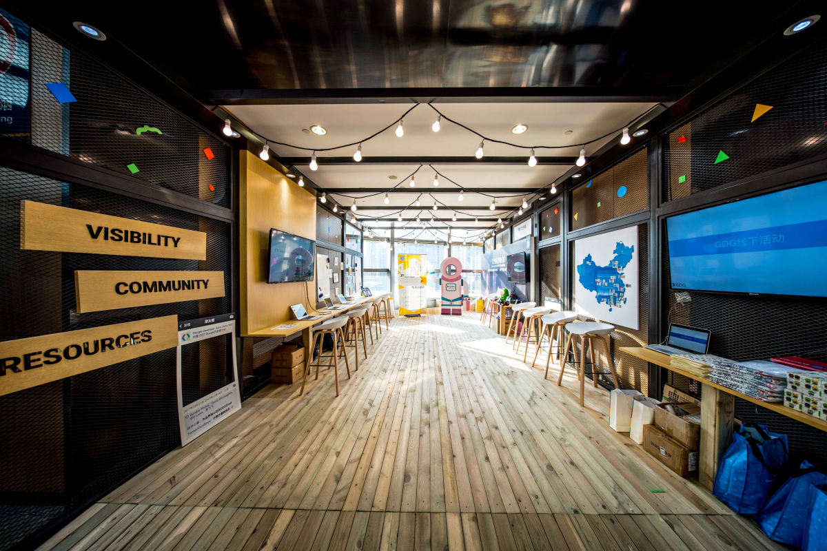 Google-Developer-Day-creative-event-decoration
