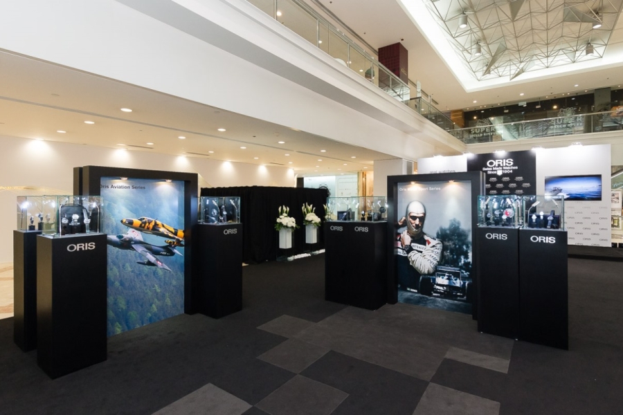 oris-luxury-roadshow-exhibition-event-contractor